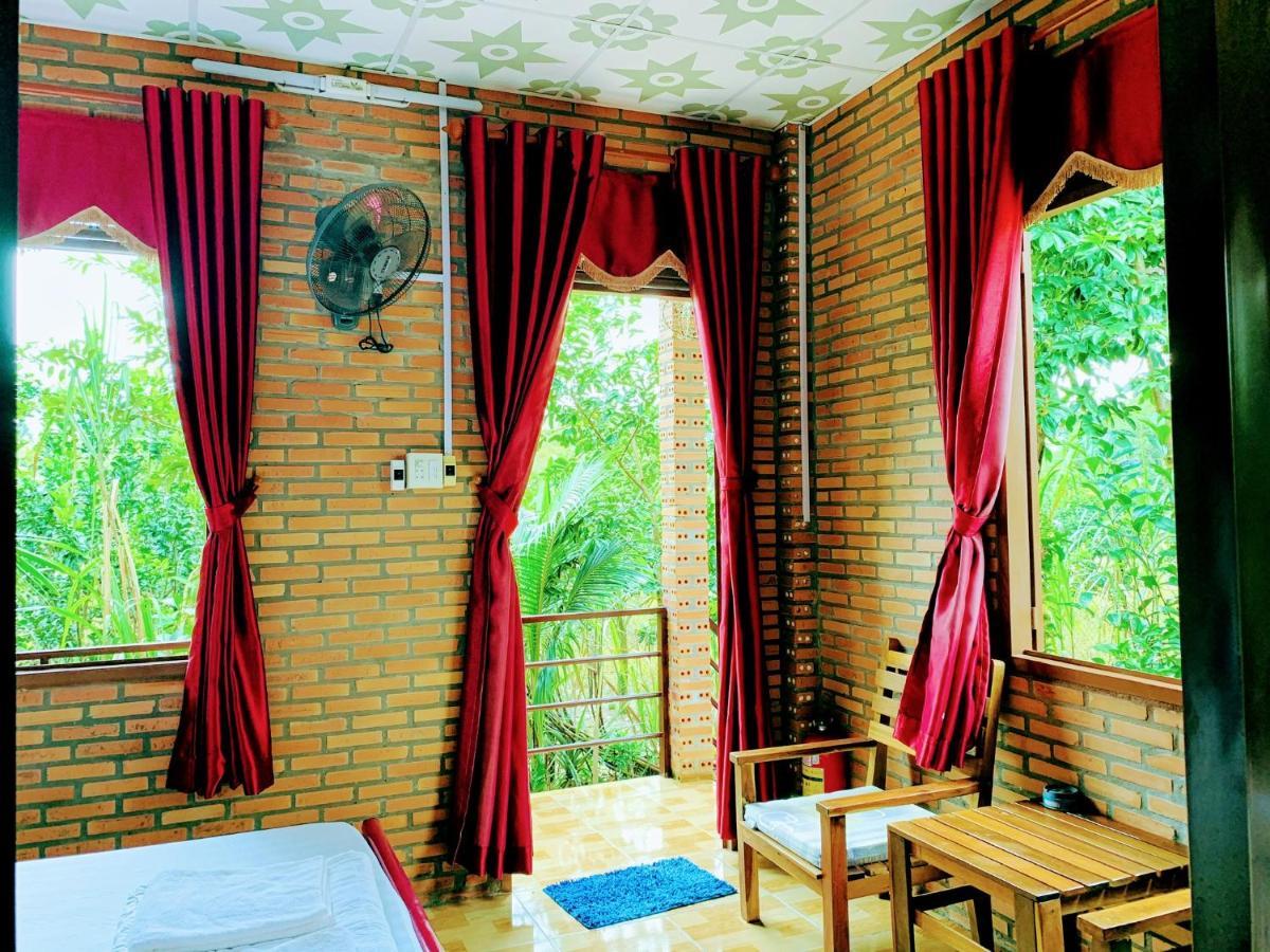 Gibbon Singing Home Stay Quan Tom 외부 사진