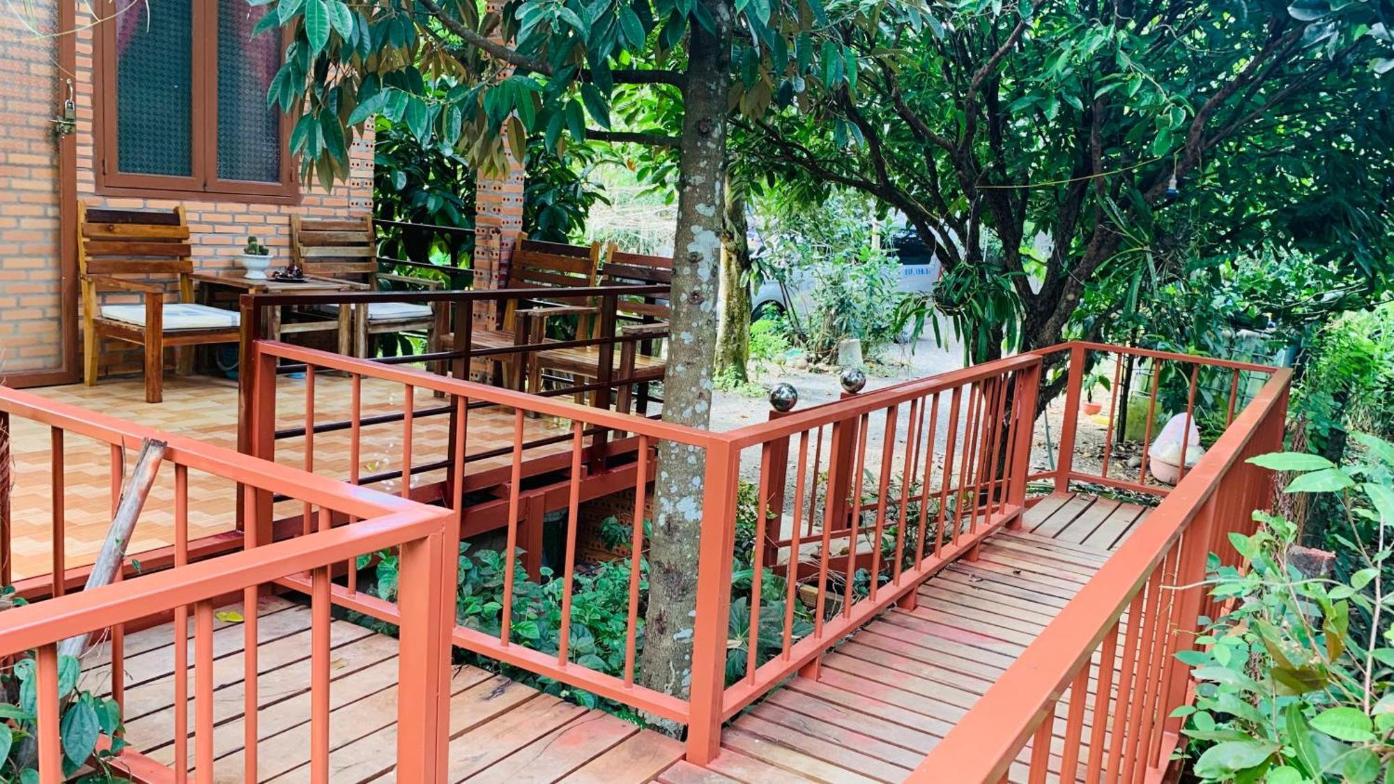 Gibbon Singing Home Stay Quan Tom 외부 사진