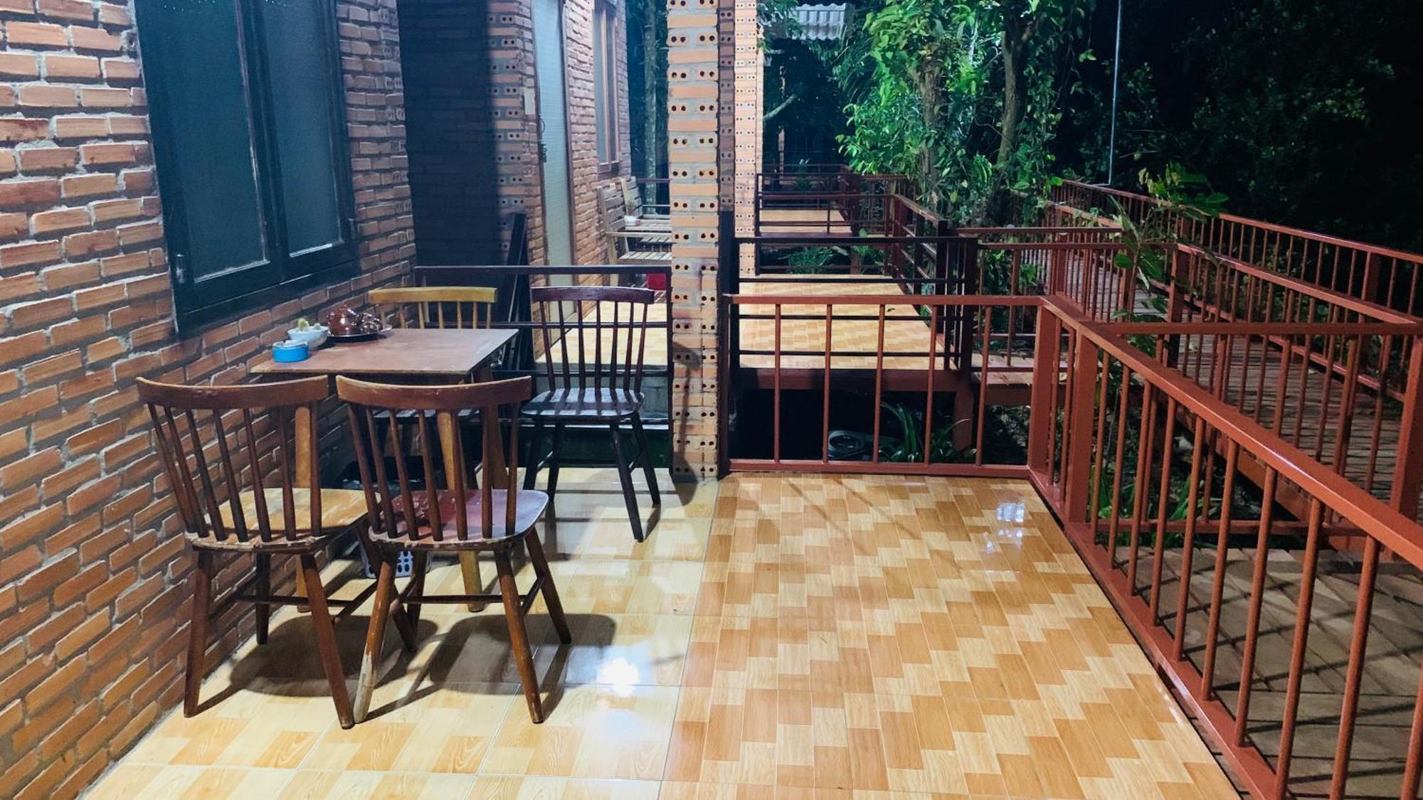 Gibbon Singing Home Stay Quan Tom 외부 사진